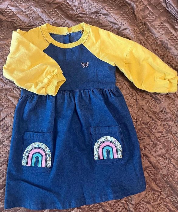 Сукня на дівчинку