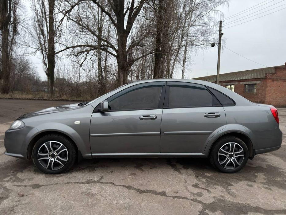 Продам  Daewoo Gentra 2014 год Автомат