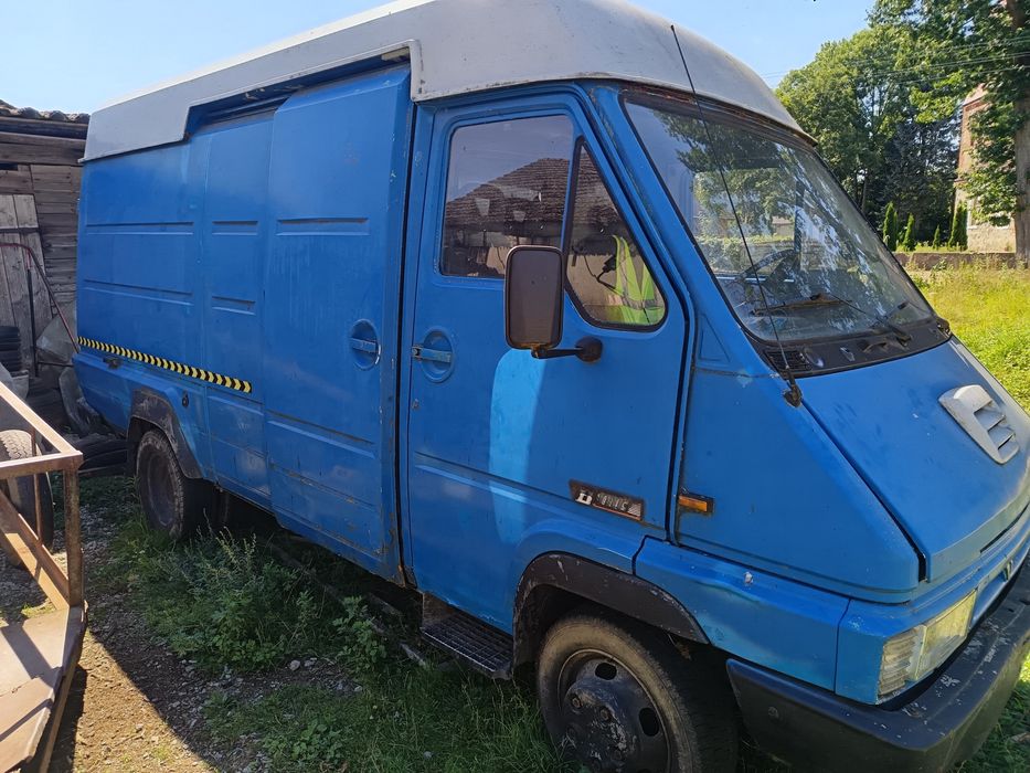 Renault B110 +Renault MESSENGER