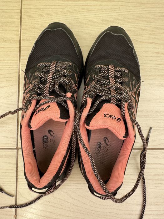 Кросівки asics gel-sonoma 3