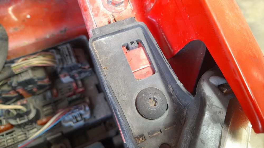 Ótica / farol esquerda PEUGEOT Partner II