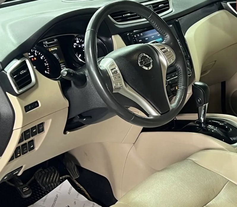 ПРОДАЮ Nissan Rogue 2016 — Максимальная комплектация