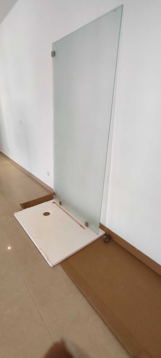 Base de duche com painel de vidro 70x100