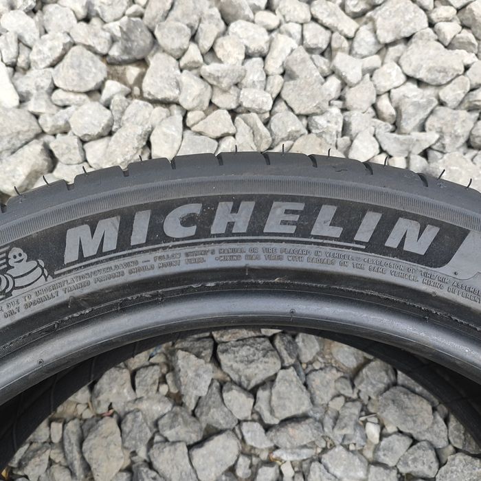 Пара літніх шин Michelin 235/45 R19 235*45 19 Pilot Sport 4 001994