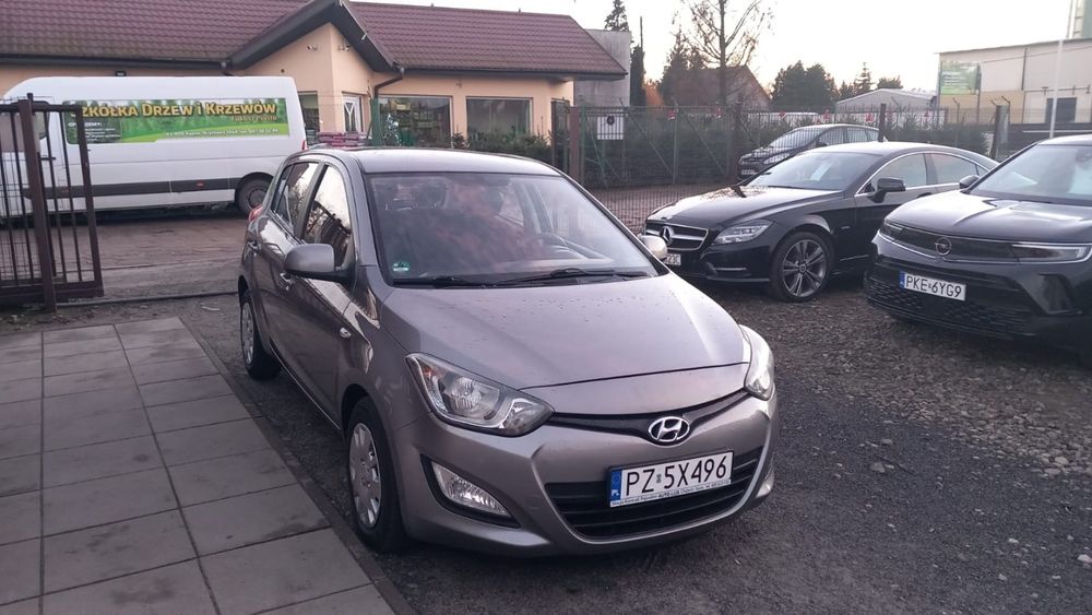 HYUNDAI I 20   benzyna klimatyzacja