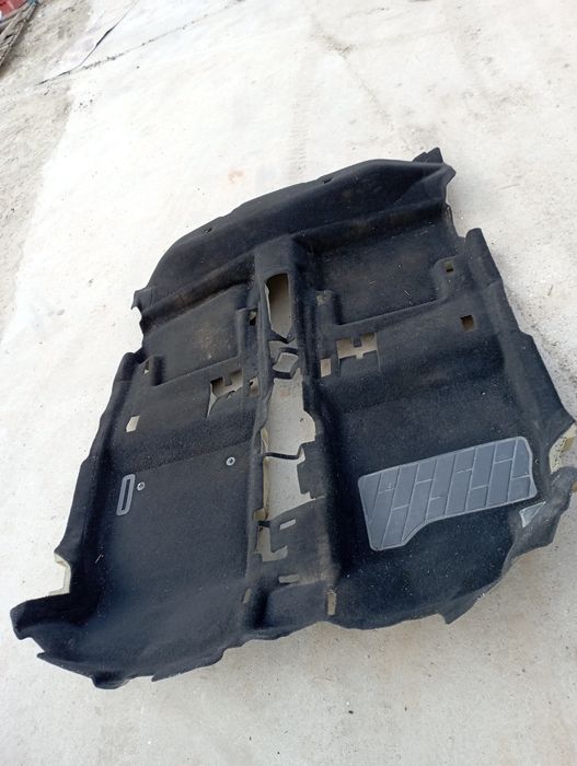 Podłoga wykładzina dywan Opel Astra J 4 GTC