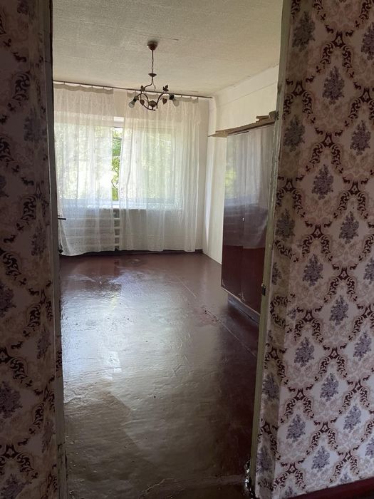 Продам 2х-кімнатну квартиру