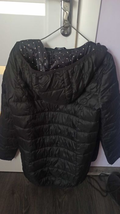 Жіноча курточка на сінтапоні