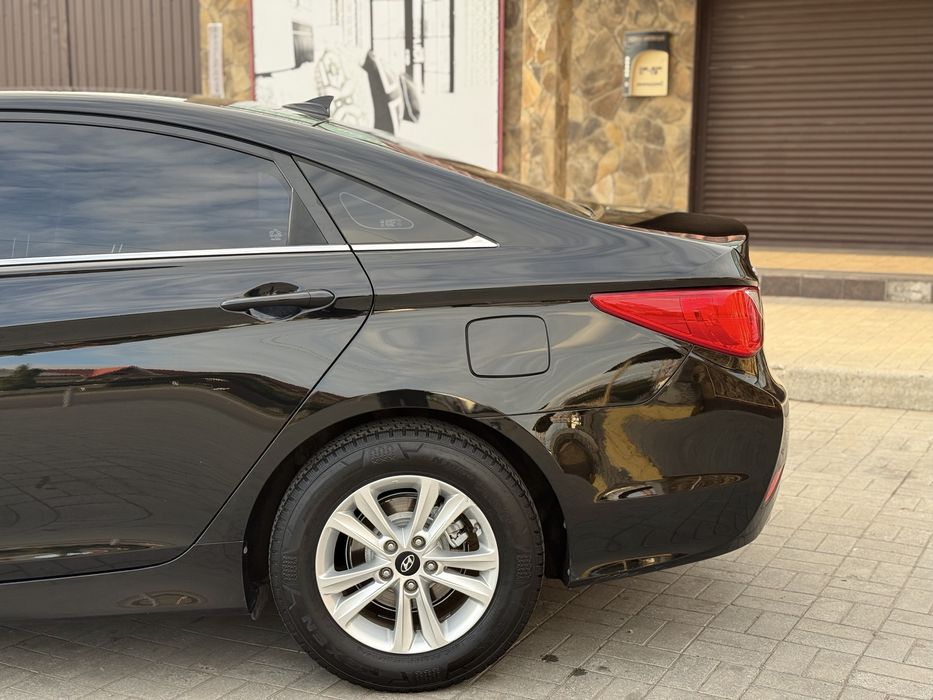 Продама Hyundai Sonata 2013 рік