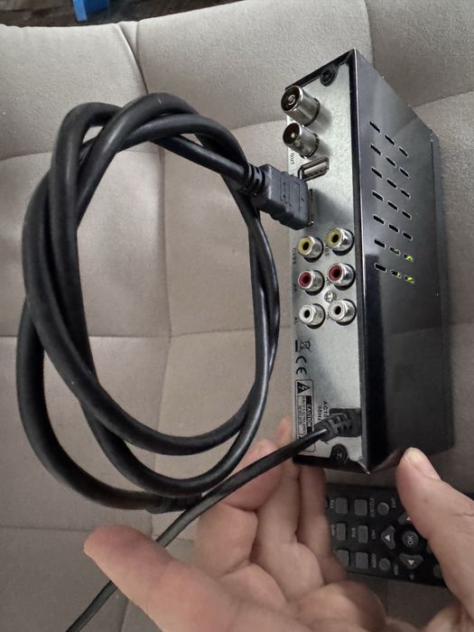 Тюнер Т2 Beko-9440 2USB + кабель hdmi в подарунок