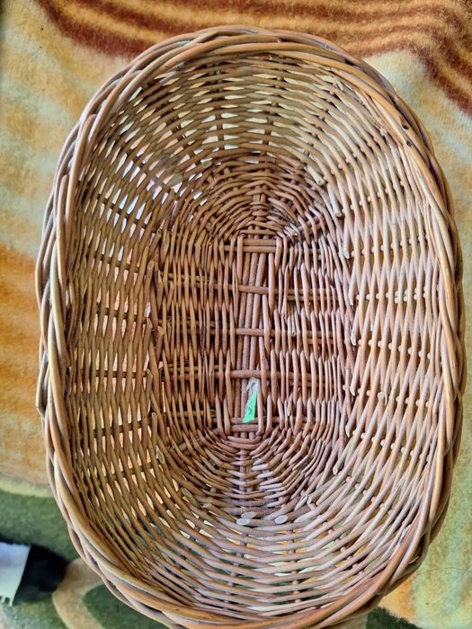 Koszyk/taca wiklinowa