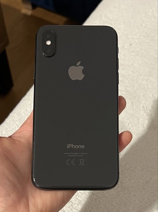 Iphone xs.