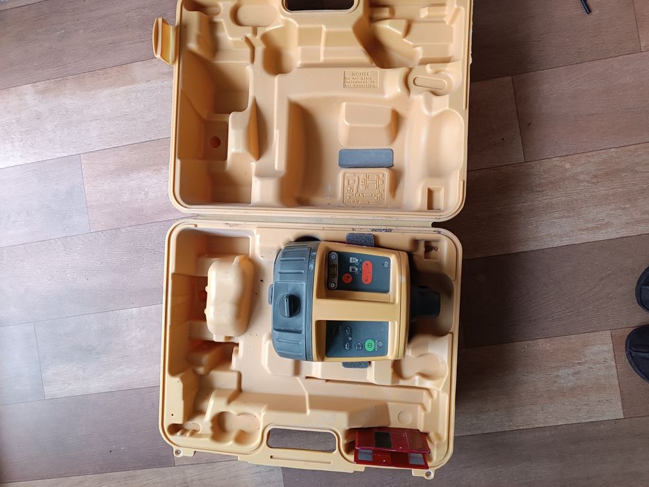 Niwelator laserowy topcon RL-VH3D