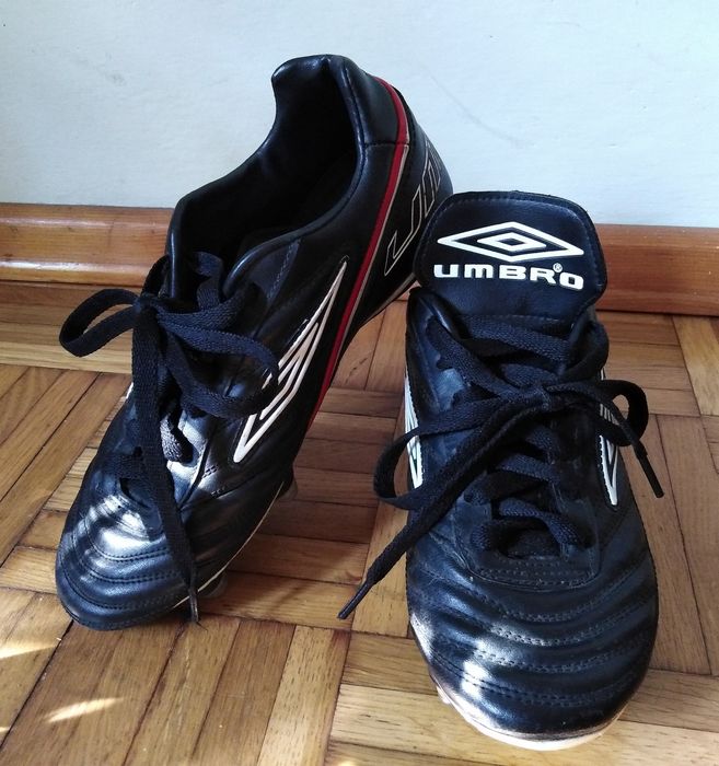 UMBRO - korki r:35,5 ***