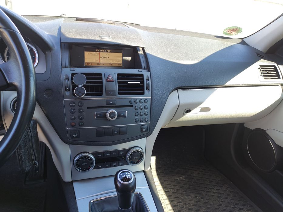 Мercedes-2010r. 2,2D. C-204