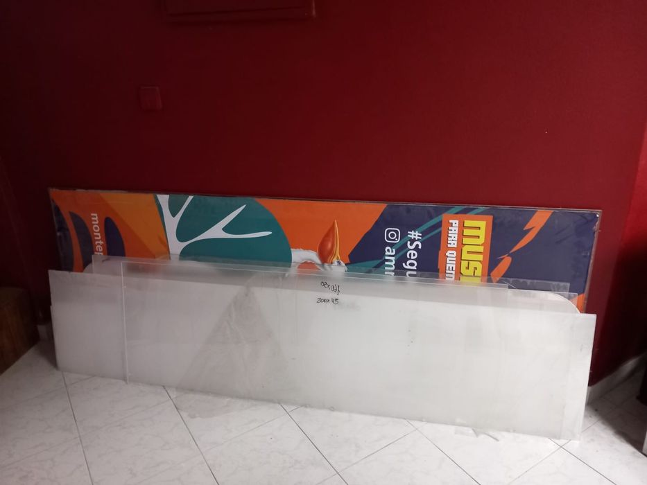 Various translucent or matte acrylics; dimensions specified in description64286001560577123