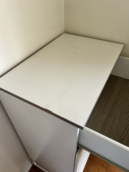 Roupeiro + cómoda ikea