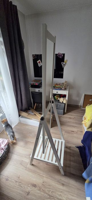 Lustro stojące białe Ikea