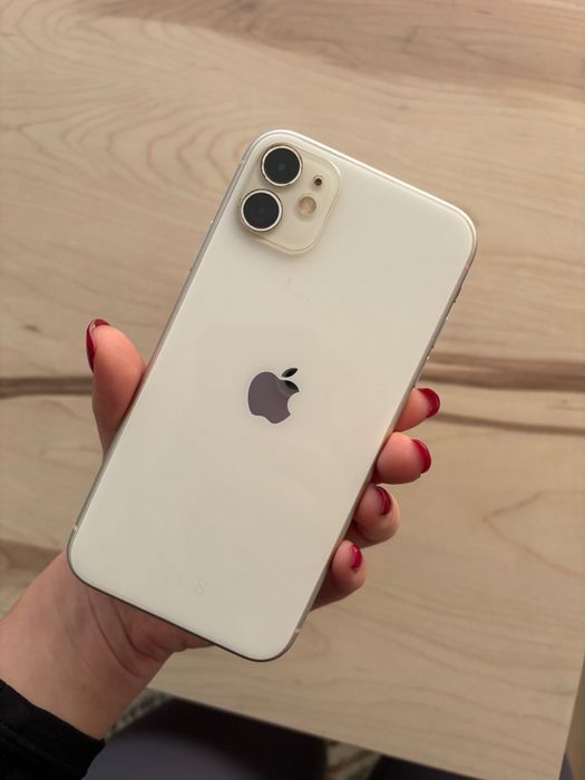 iPhone 11 64GB Branco