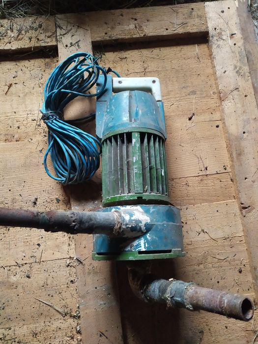 Електронасос водяний "эолит"