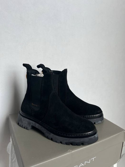 Нові шкіряні черевики Gant