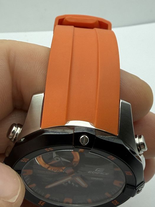 Zegarek Casio EMA-100 do naprawy lub na części (opis)