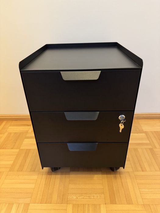 Szafka TROTTEN IKEA na kółkach - metalowa