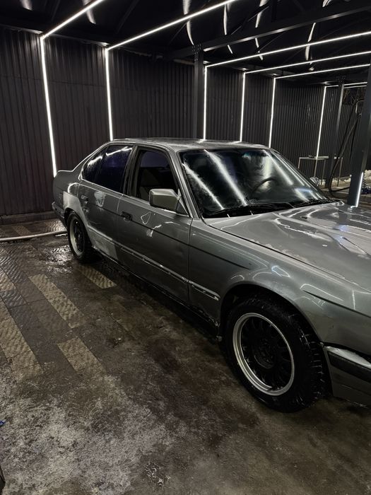 Бмв 5 e34 / BMW 5 e34