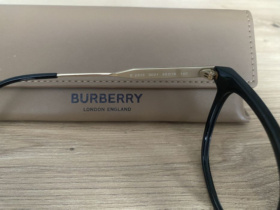 Oprawka burberry