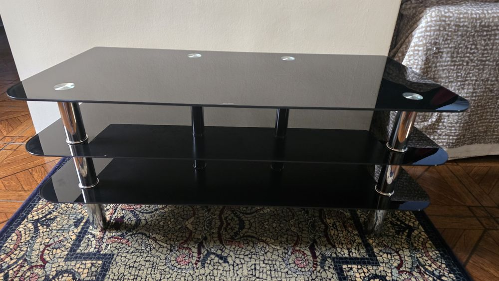 Stolik szklany pod Tv