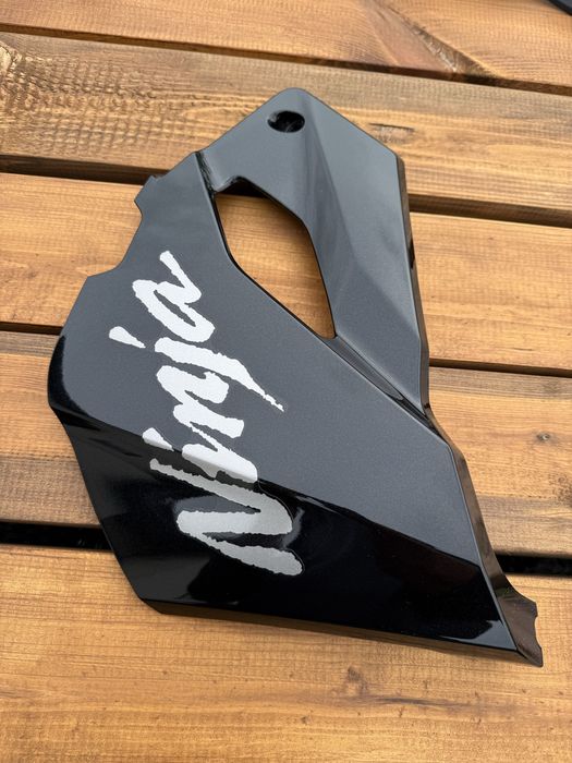 Plastiki owiewki kawasaki zx-4R ninja