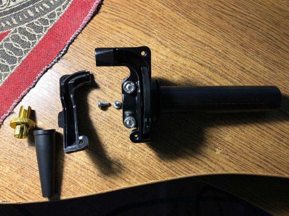 Универсальная короткоходная ручка газа (мото)