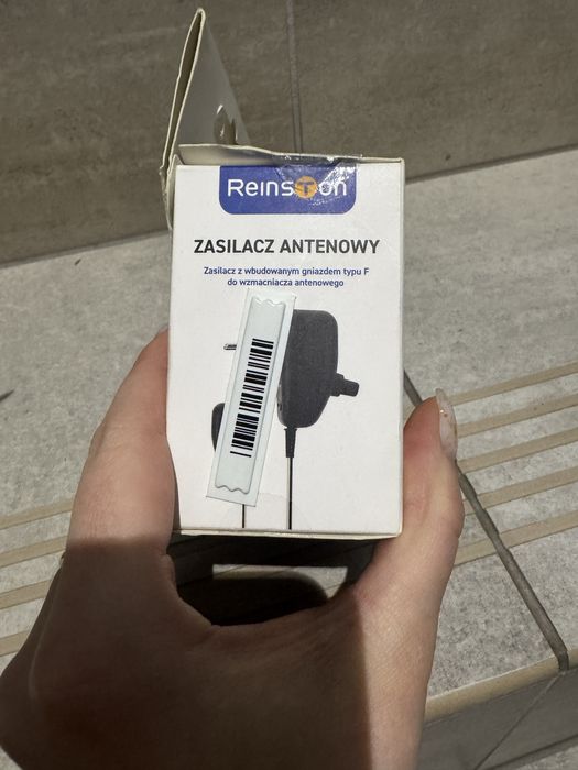 Rezerwacja Zasilacz antenowy