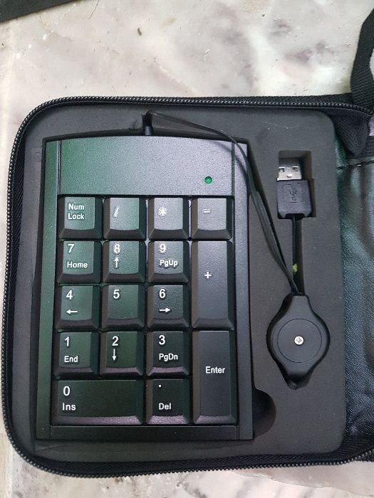 Estojo com acessórios/periféricos para computador, Tablet ou PDA