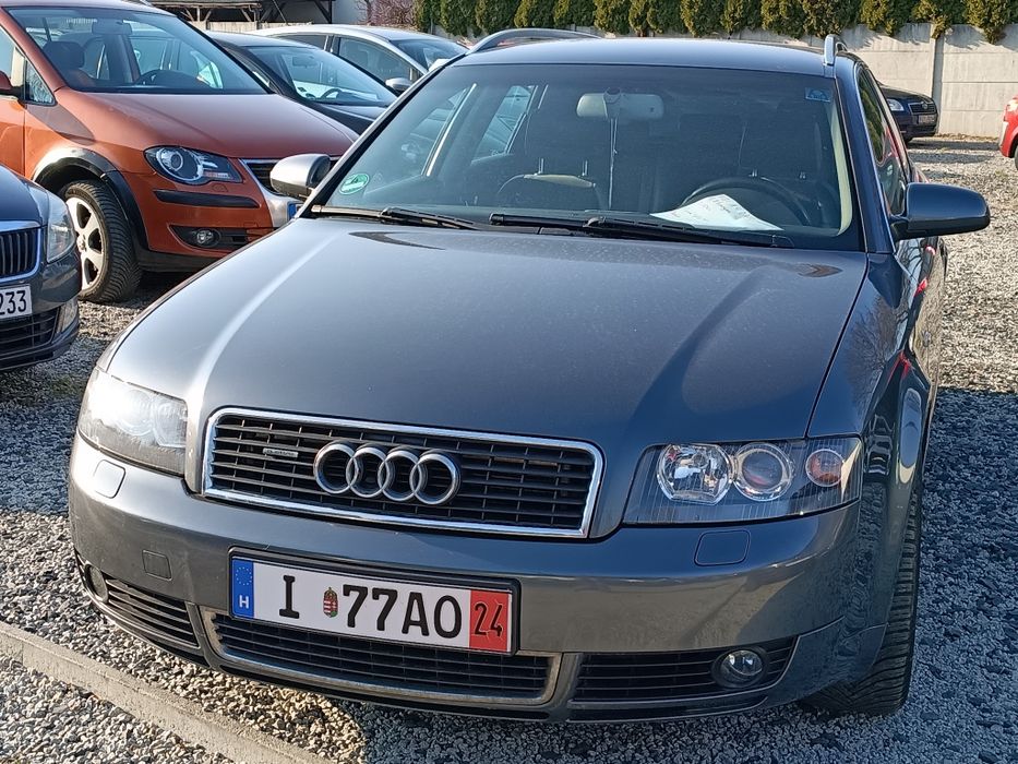 Audi  a 4 Avant 1,8 t benzyna top stan automat.