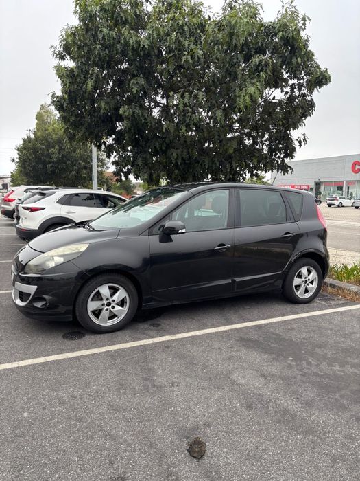 Renault Scénic 1.5 dCi 2010 — photo 3