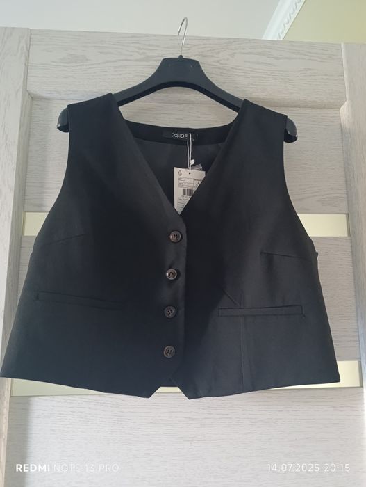 Желетка жіноча нова L