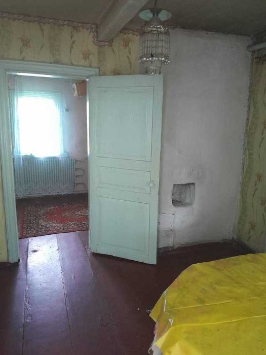 Продаж будинку в селі Берестянка.Літня кухня,погріб,криниця.