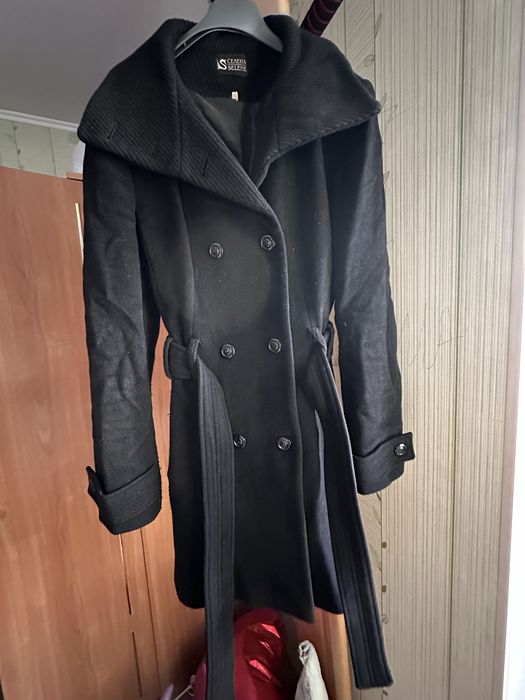 Жіночий верхній одяг, б/у