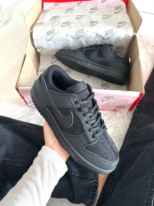 Nike SB Dunk Low Lace Pack Regal Total Black