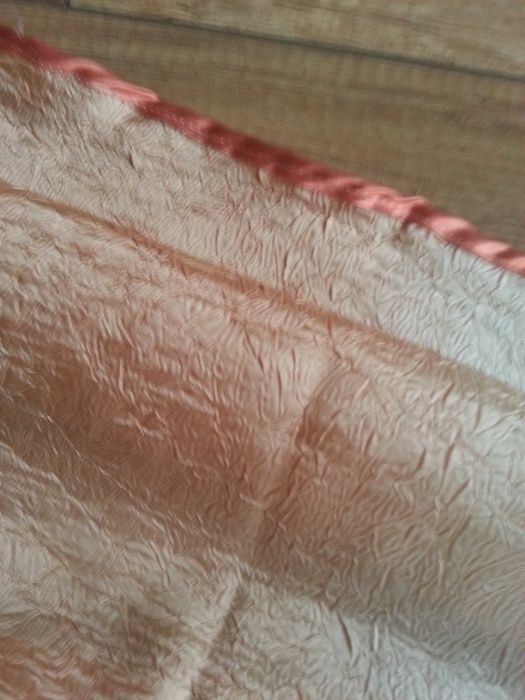 Zasłony dekoracyjne na dwa okna