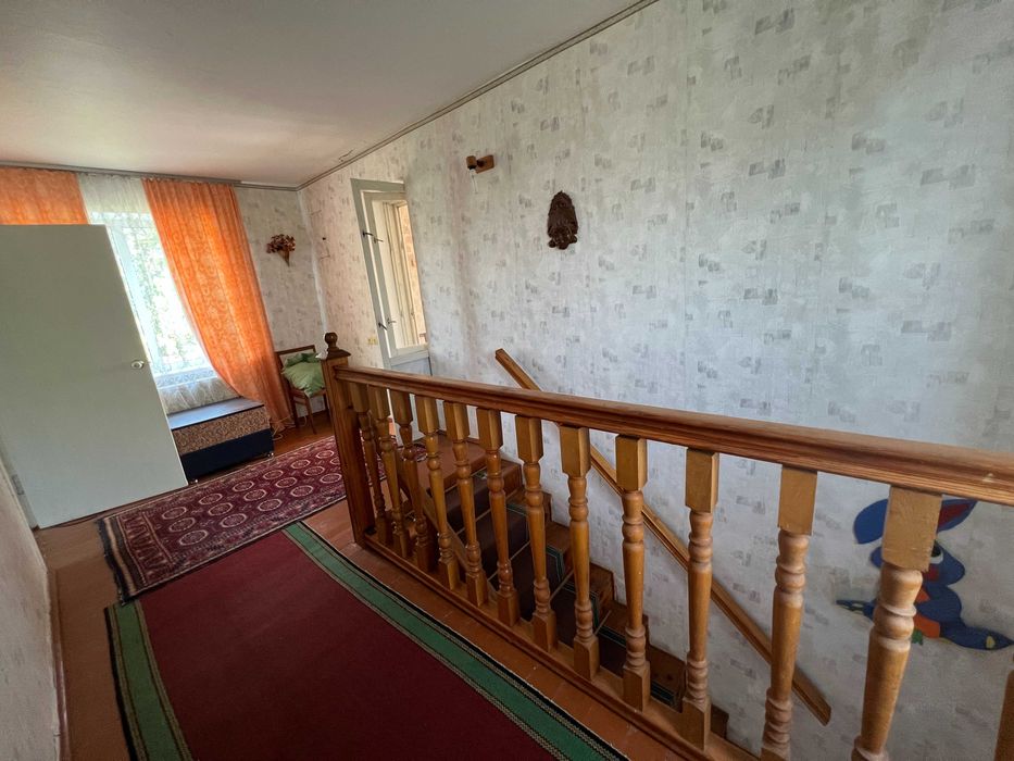 Продаж двоповерхового цегляного будинку, с.Хмельовик Є ВІДЕООГЛЯД