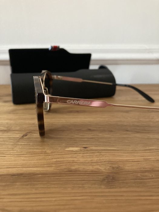 Okulary przeciwsłoneczne Carrera
