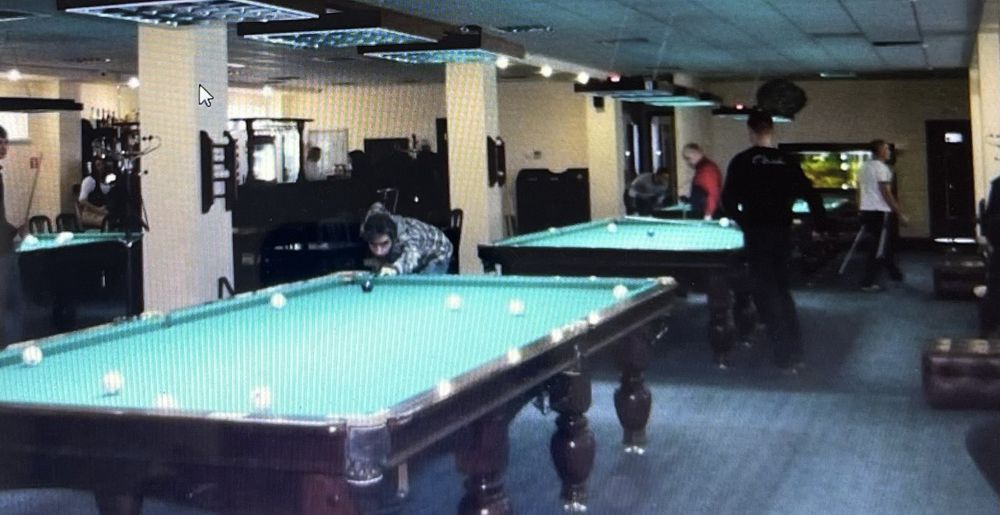 Продам більярдні столи