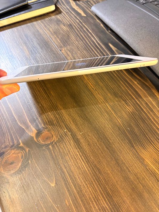 iPad Mini 2 64GB Silver - sprawny, z kablem