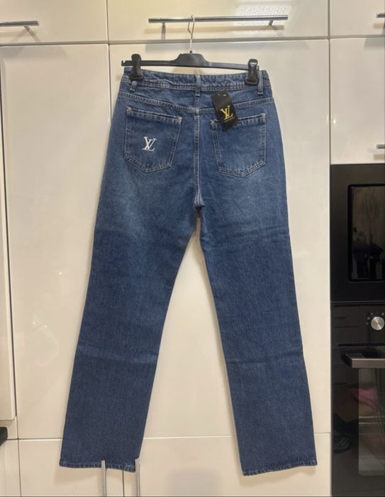 Swietne jeansy szwedy stylizowane na LV L/XL