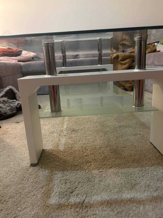 Mesa de centro em ótimo estado com pouco uso