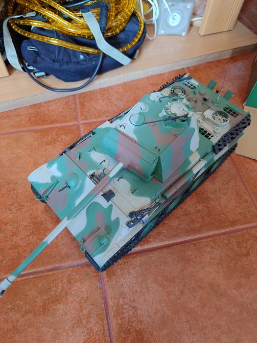 Heng Long Panther G Late Version 1:16 RC – dym, strzały BB, IR, komplet z pudełkiem