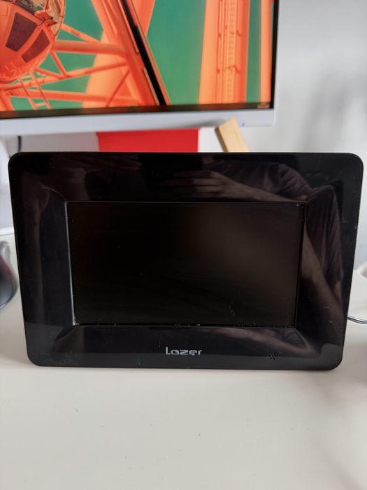 Digital Photo Frame