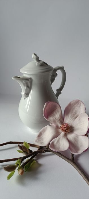 Przepiękna stara porcelana dzbanuszek Hutschenreuther 
Marka uznanego